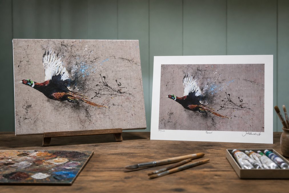 Hand-Painted Wildlife Art vs Prints: A Buyer's Guide