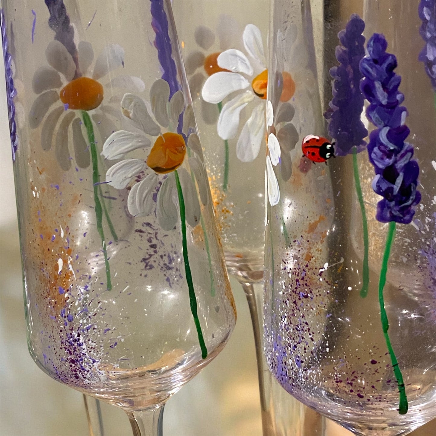 Hand-Painted Floral Champagne Glass – 280 ml